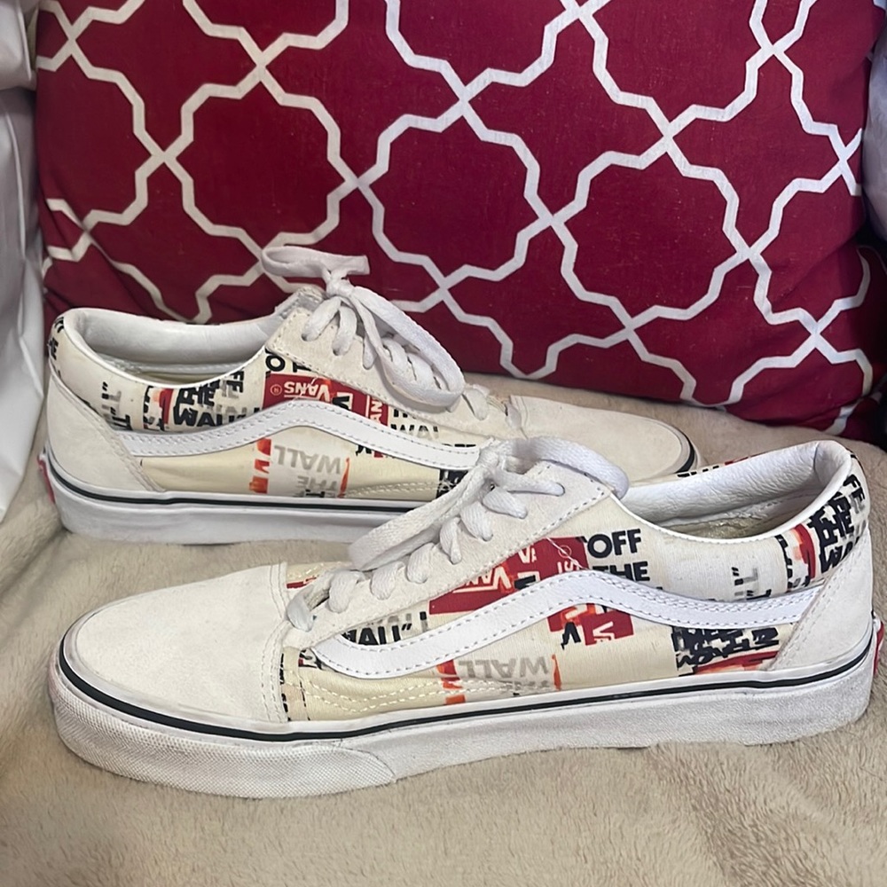 Vans, rare all-over print: Off The Wall